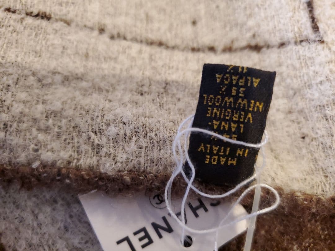 CHANEL ロゴマフラー ブラウンクリーム