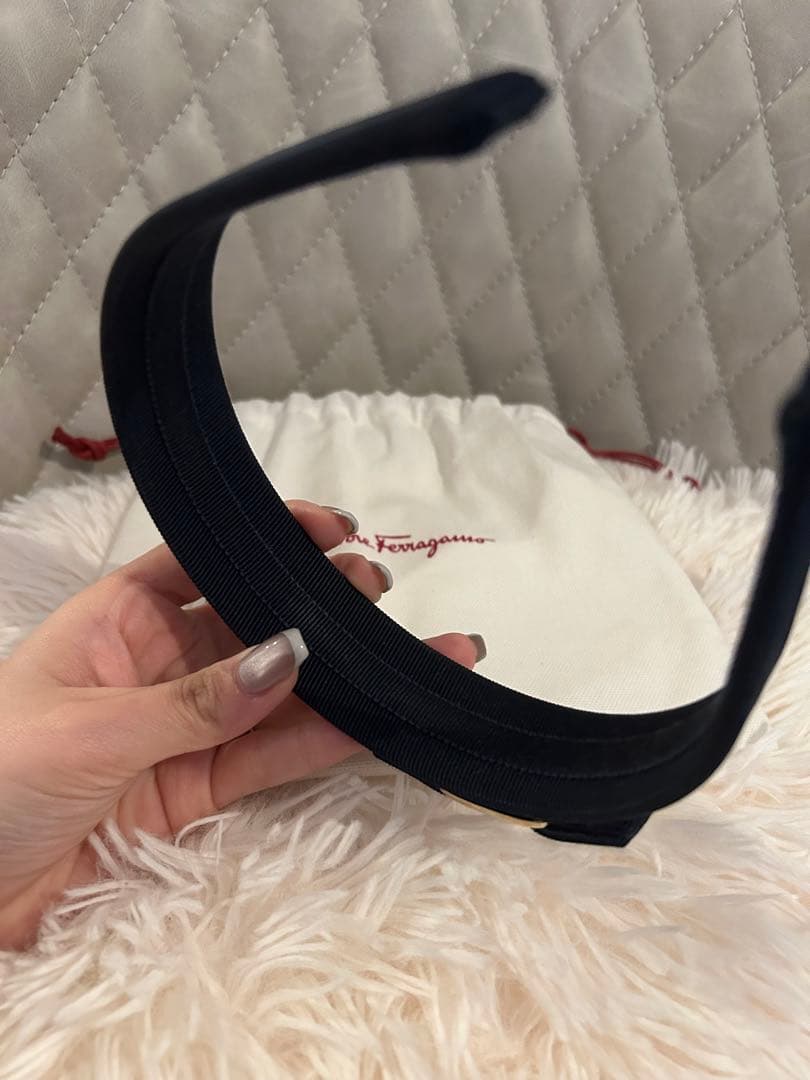 美品✨　Salvatore Ferragamo カチューシャ【フェラガモ】