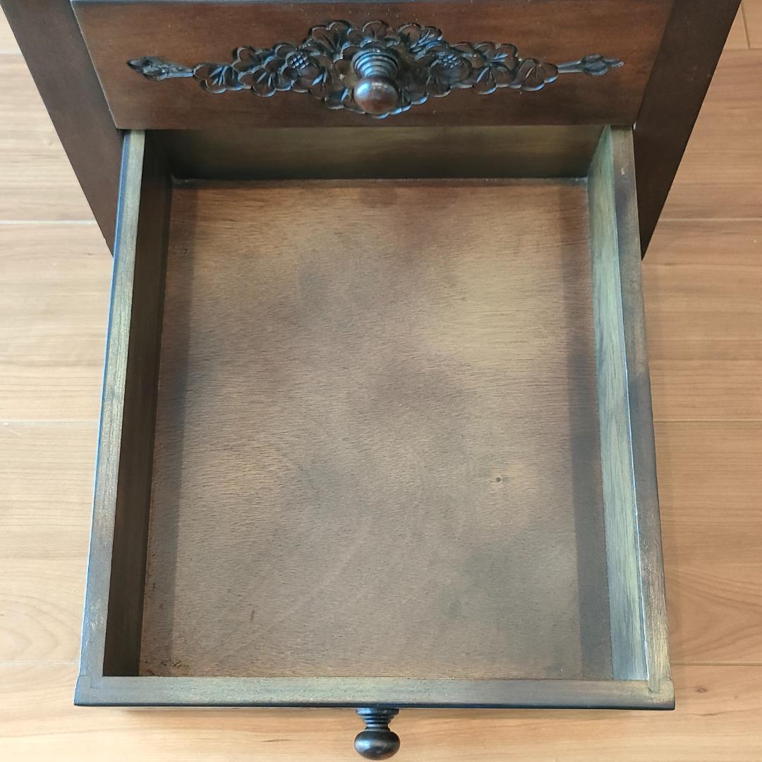 アンティーク　キャビネット　ガラス天板　引き出し4杯