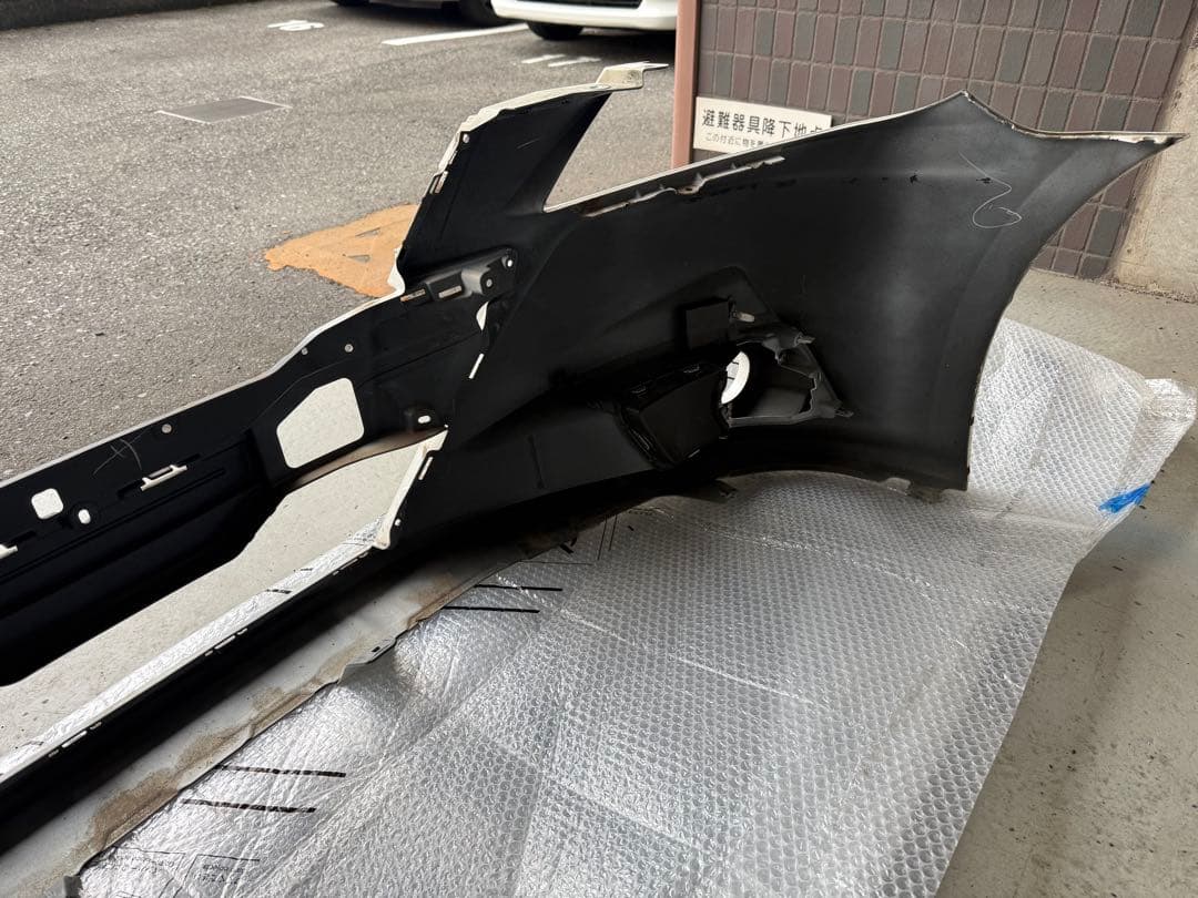 210クラウンアスリート前期　フロントバンパー