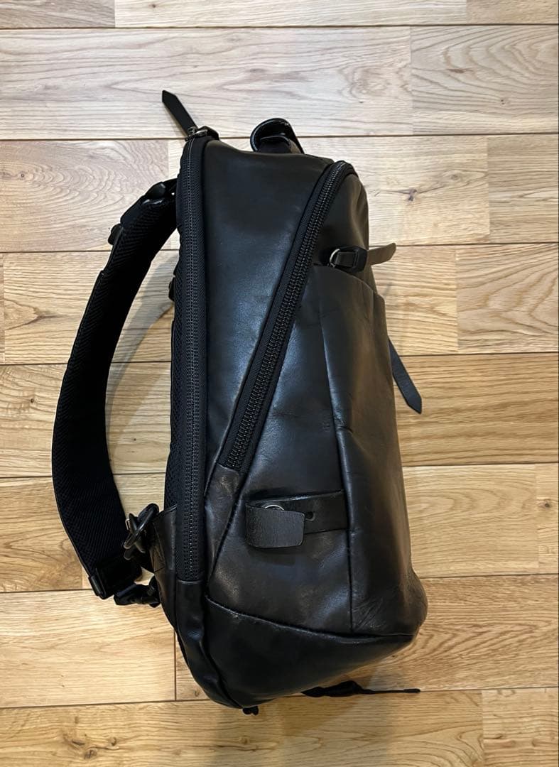 【正月値下げKATUYUKI KODMA 】レザーバックパック