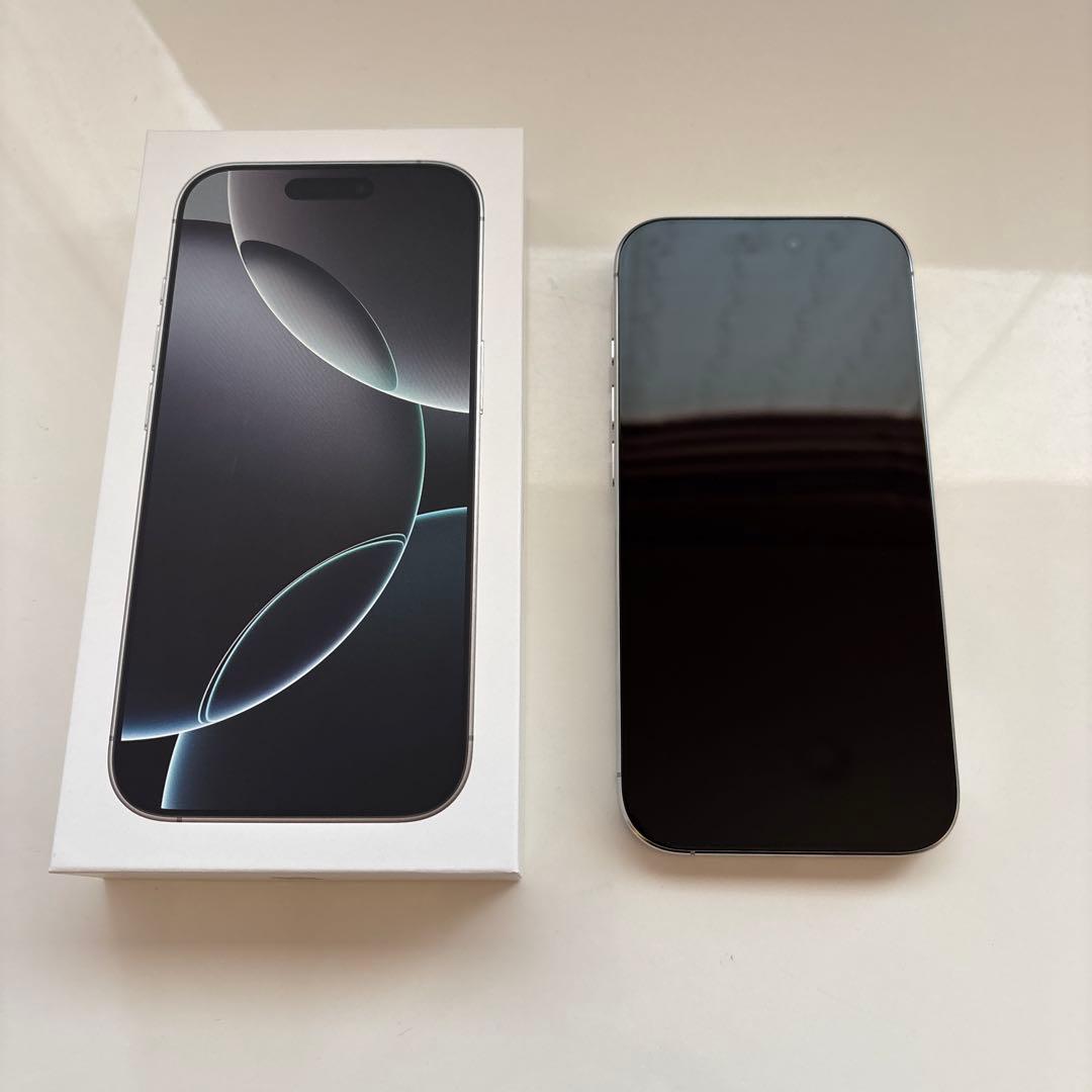 【専用】iPhone16 pro シルバー ホワイトチタニウム 128gb