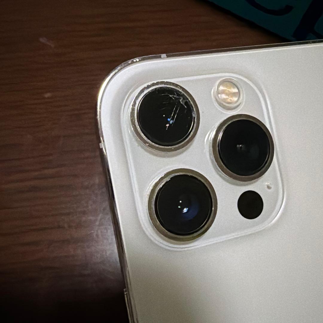 Apple iPhone 12 ProMaxシルバー