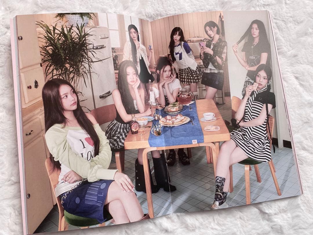 Hearts2Hearts サインアルバム