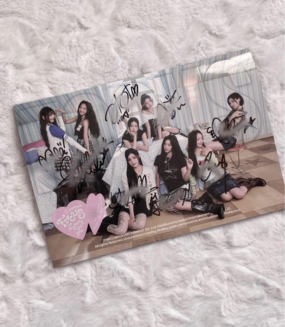 Hearts2Hearts サインアルバム