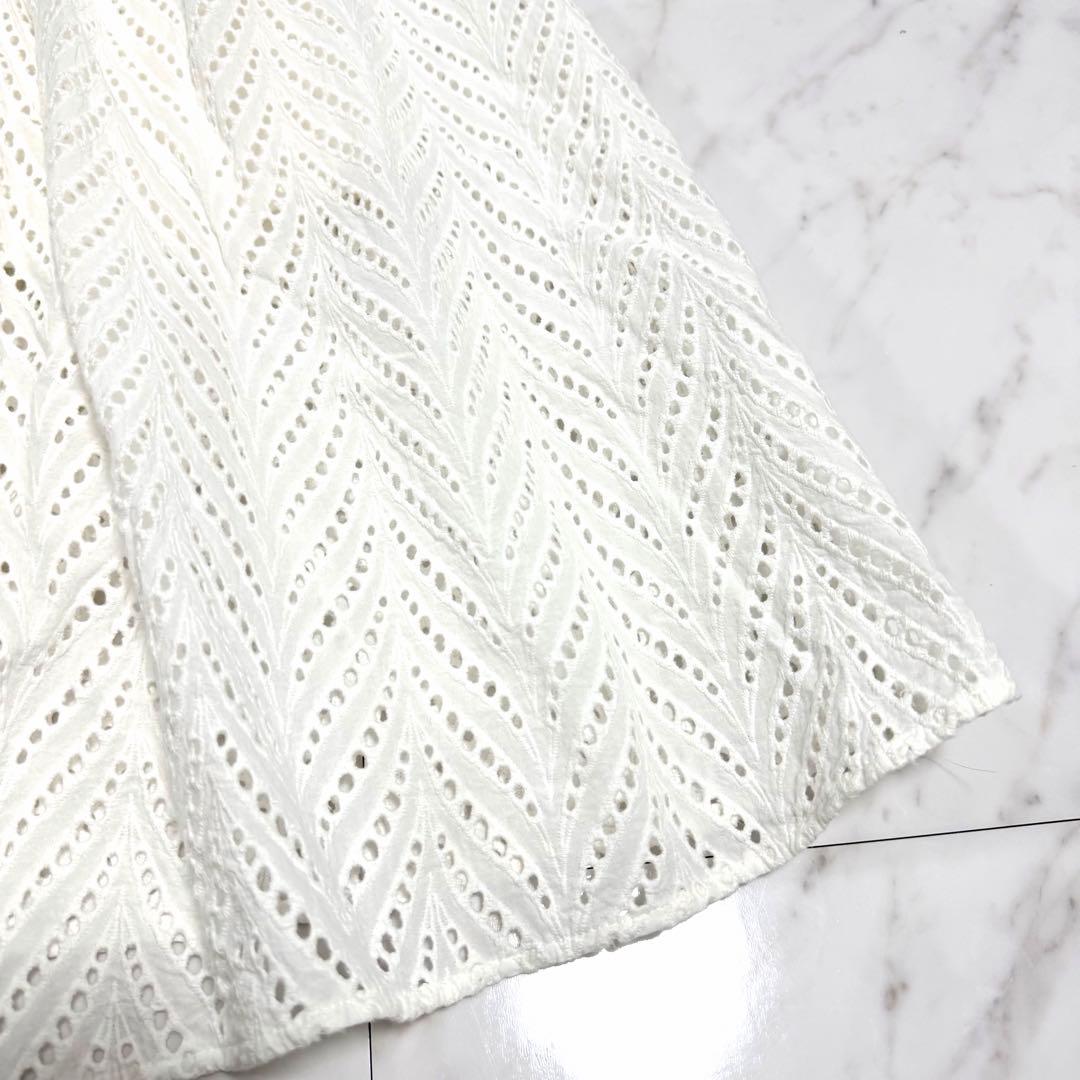 【美品】完売品✨️アニュアンス カットワークレースマキシワンピース 美ライン