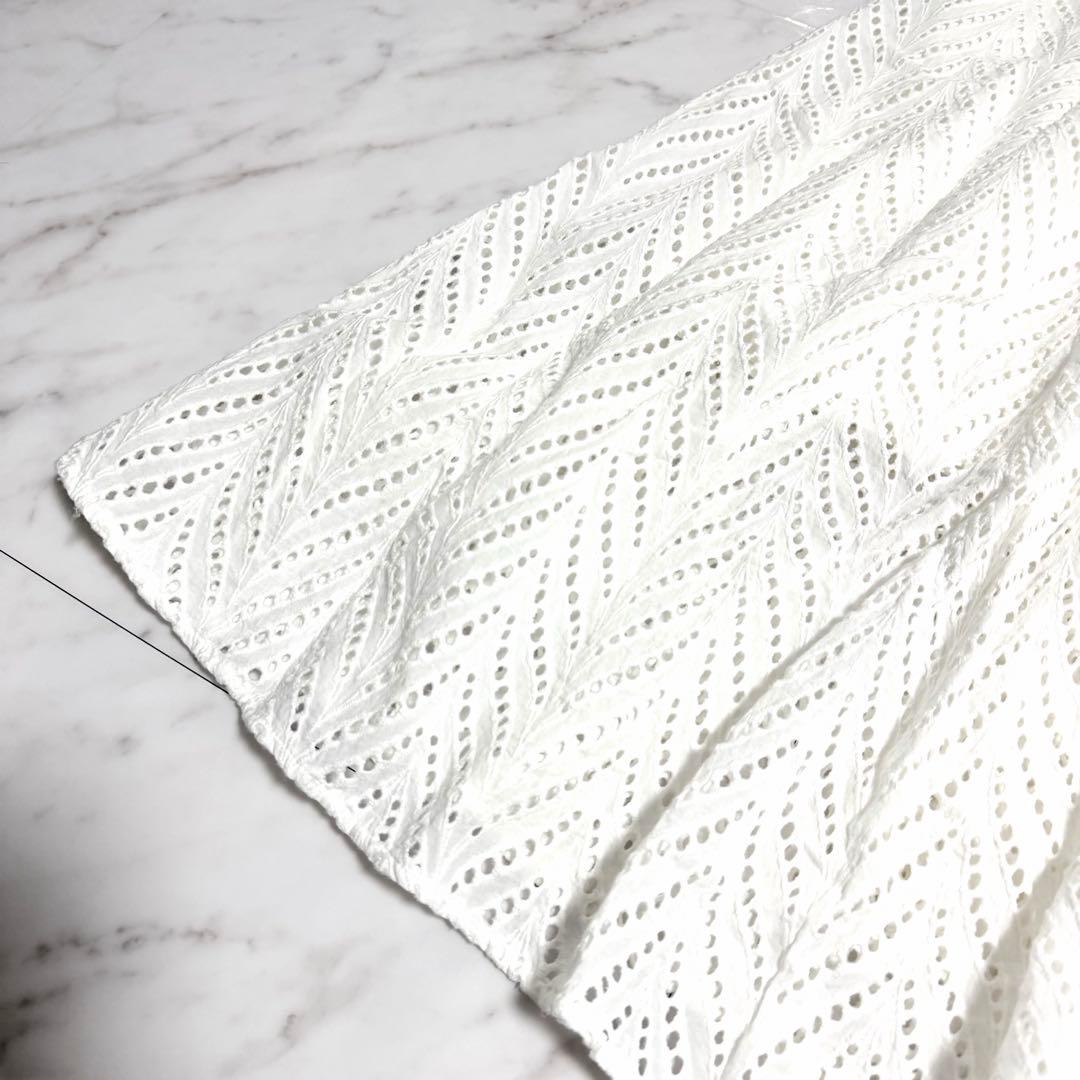 【美品】完売品✨️アニュアンス カットワークレースマキシワンピース 美ライン