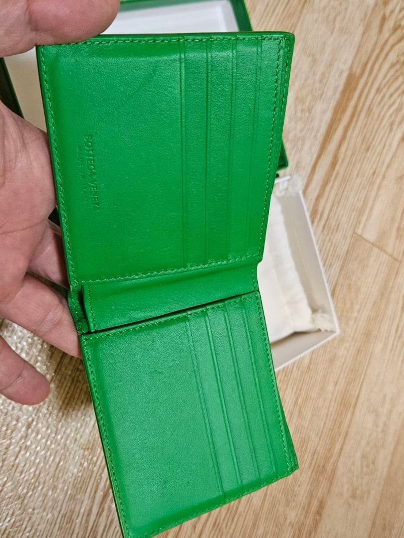 【正規品】ボッテガヴェネタ財布　グリーン