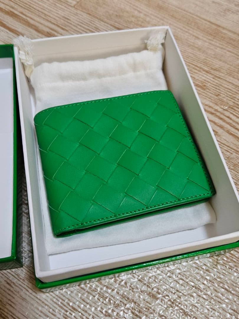 【正規品】ボッテガヴェネタ財布　グリーン