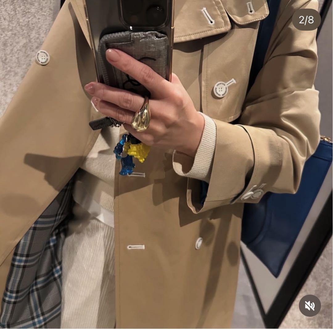 【1/18迄値下げ✦新品未使用】shiroconリリベットトレンチコート