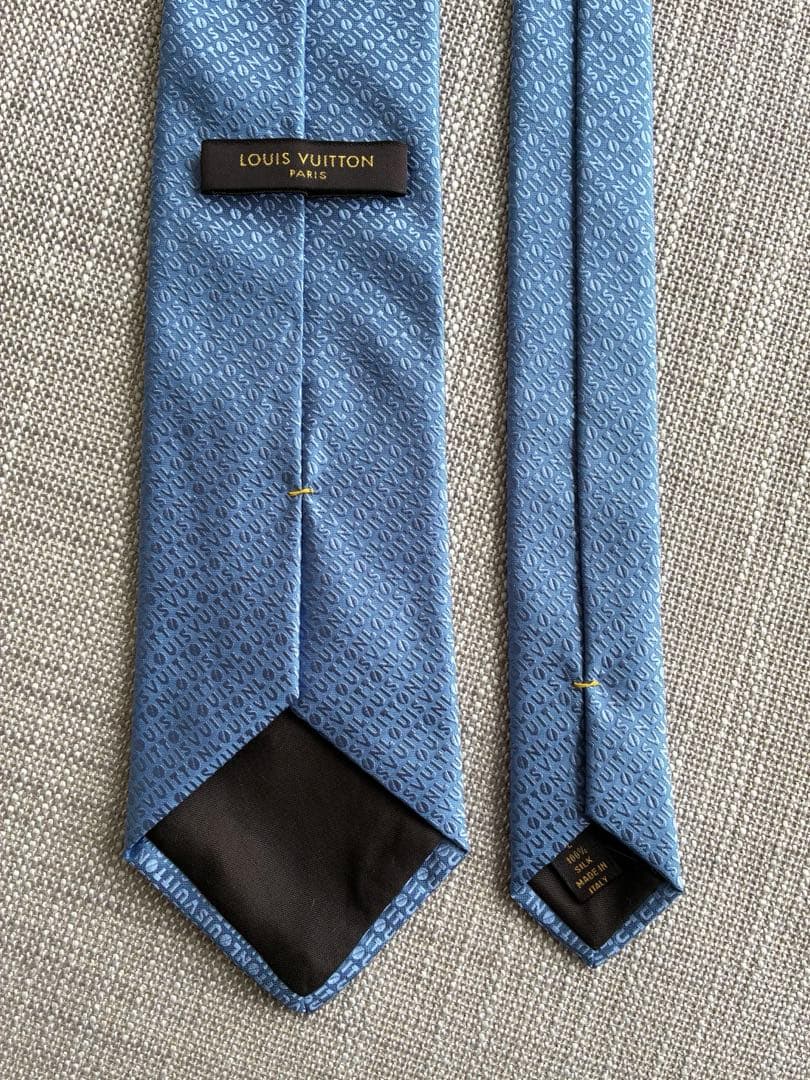 美品 LOUIS VUITTON ルイヴィトン　ネクタイ