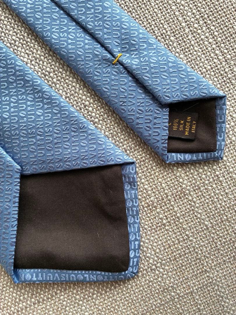 美品 LOUIS VUITTON ルイヴィトン　ネクタイ