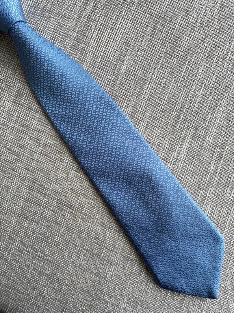 美品 LOUIS VUITTON ルイヴィトン　ネクタイ