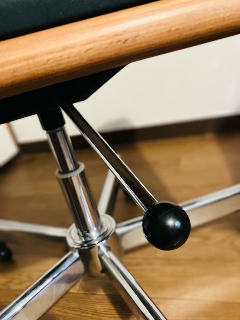 KARIMOKU カリモク家具 デスクチェア　キャスター　椅子 XS0261JS