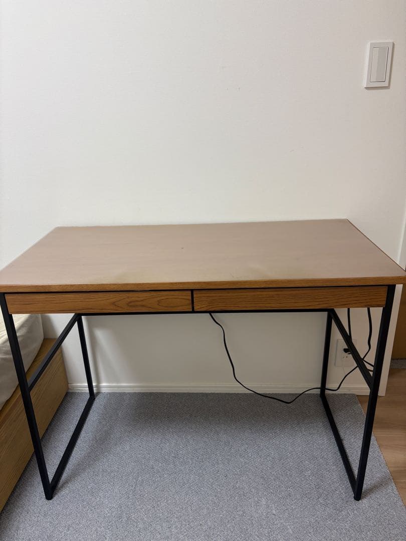ISSEIKI FERRO デスク　ナチュラルブラウン×ブラック
