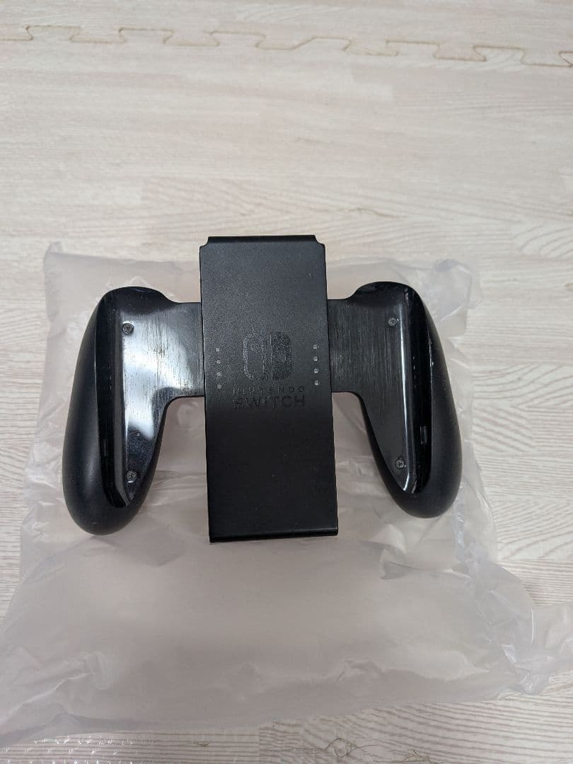 Nintendo Switch 本体 ジョイコン4色　グリーン/レッド ほか