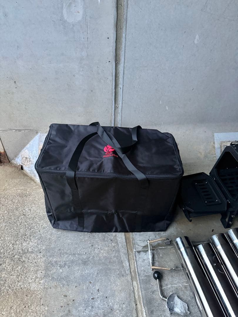 薪ストーブ 黒　収納バック付き　窓付き