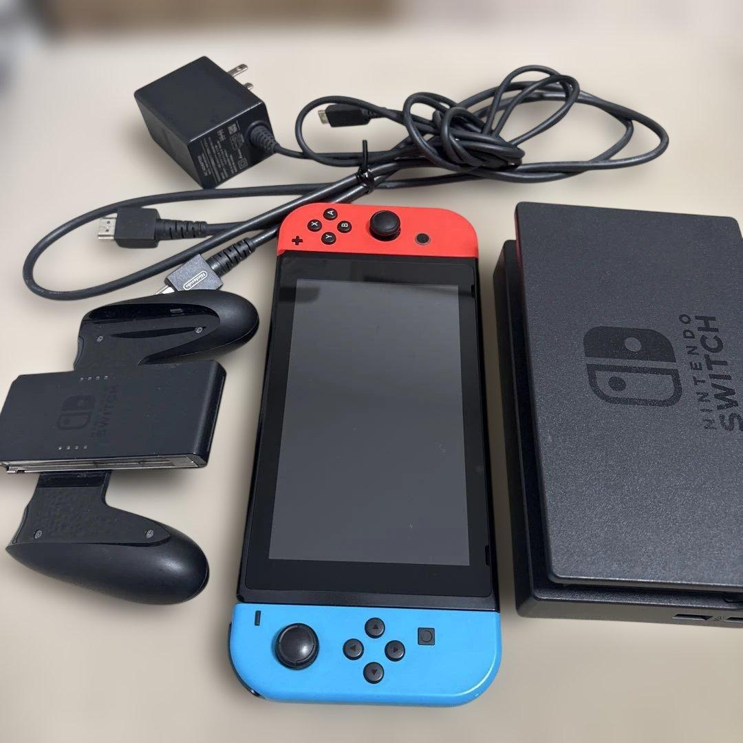 Nintendo Switch 本体(付属品全てあり◎)初期化済み 動作確認OK