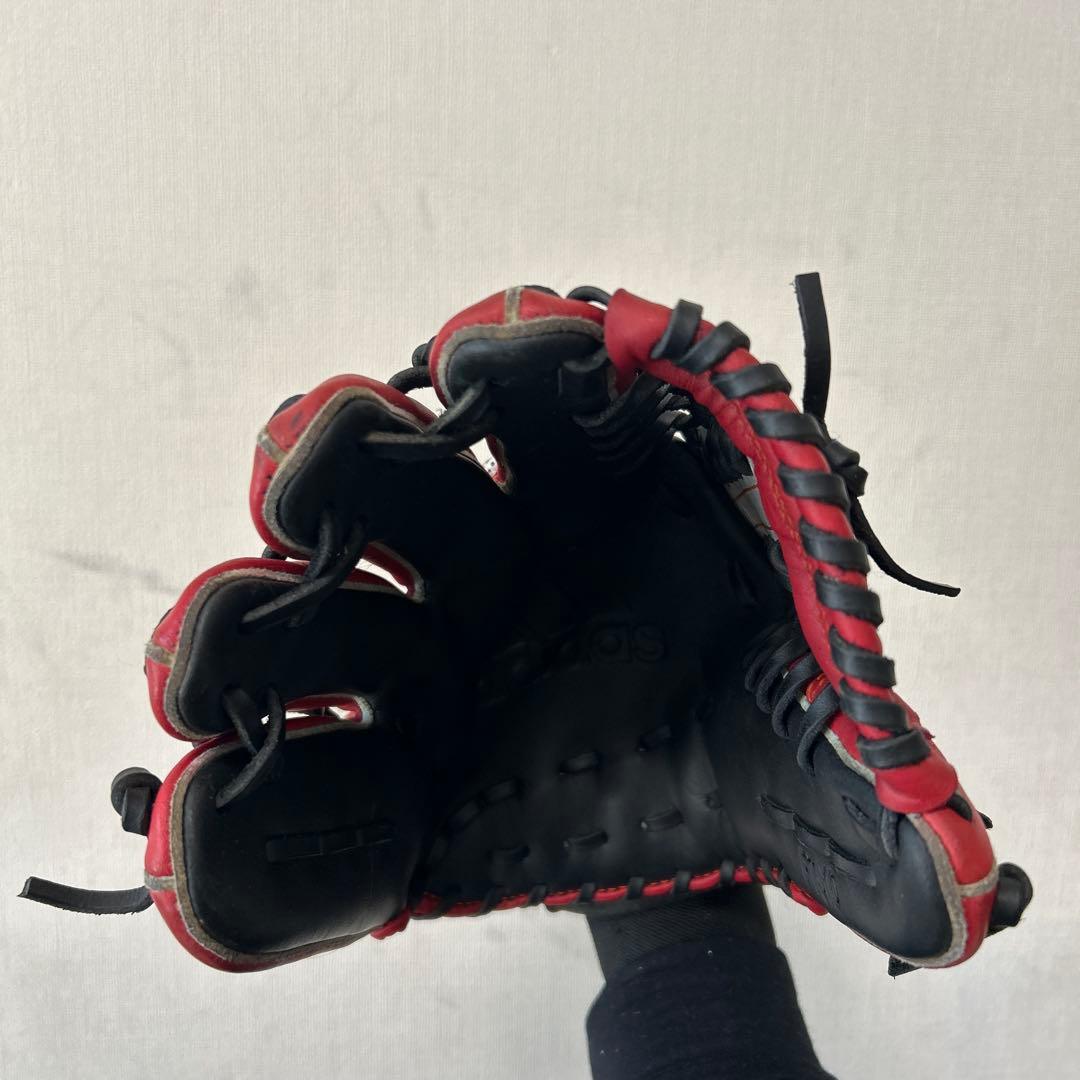 アディダス 軟式 野球　オールラウンド用　左投げ