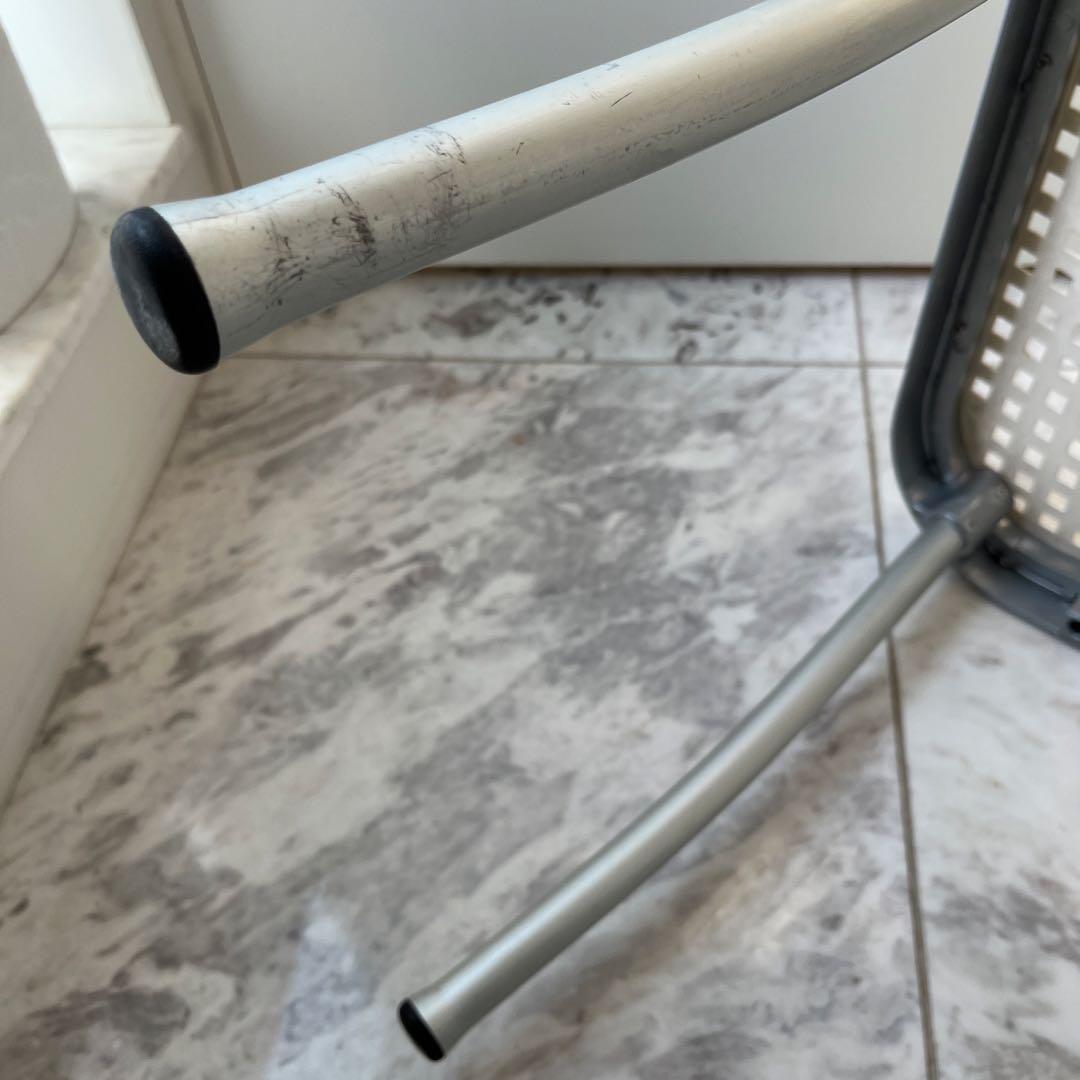 デパドヴァDePadova silver チェア ホワイト　カッシーナ購入