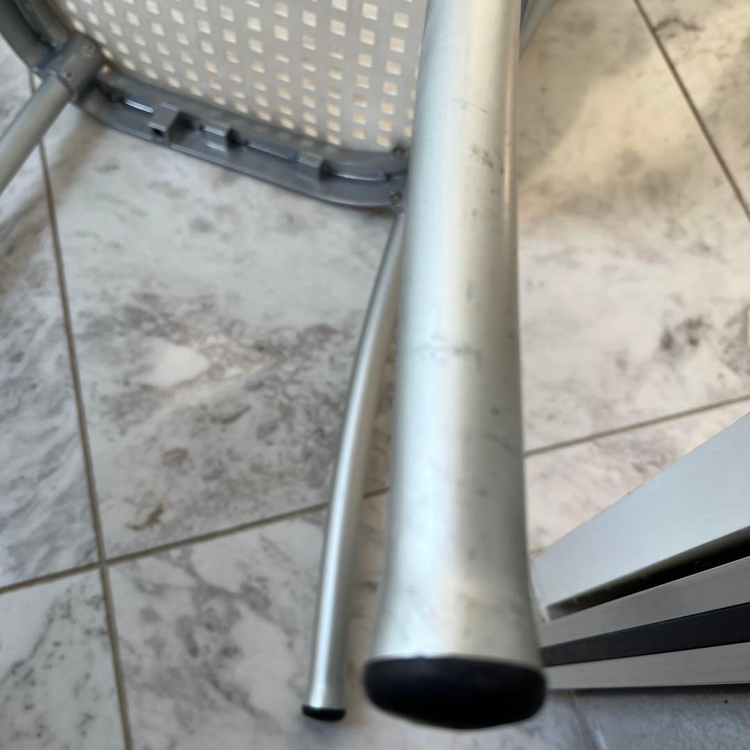 デパドヴァDePadova silver チェア ホワイト　カッシーナ購入