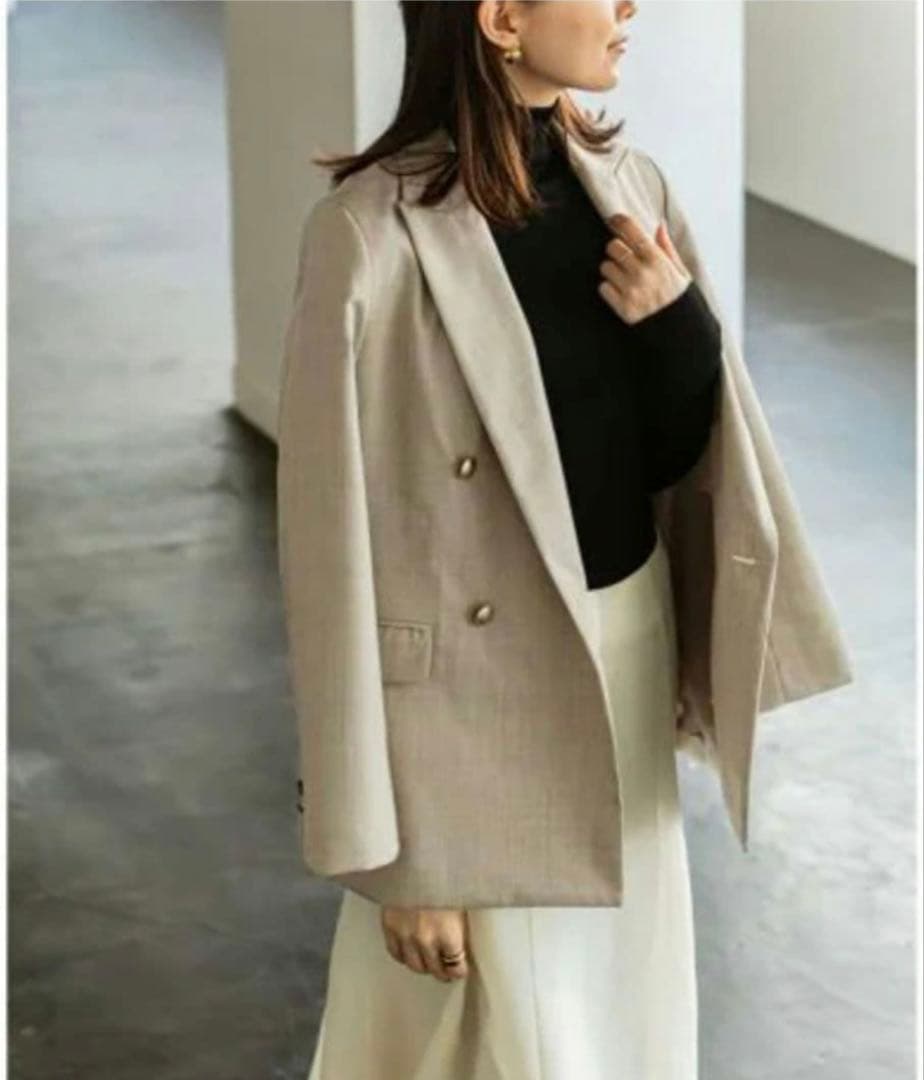 Noble プレーンピークドラペルダブルジャケット ベージュ 34