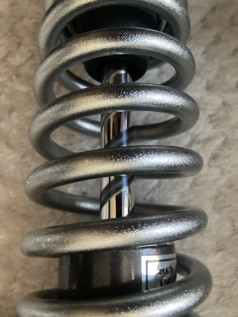 【中古】カワサキ　ゼファー1100　リアサスペンション　左右　純正