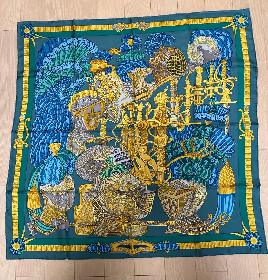 B*M様 HERMES カレ90 enPANACHE 羽飾りの兜(最終価格)