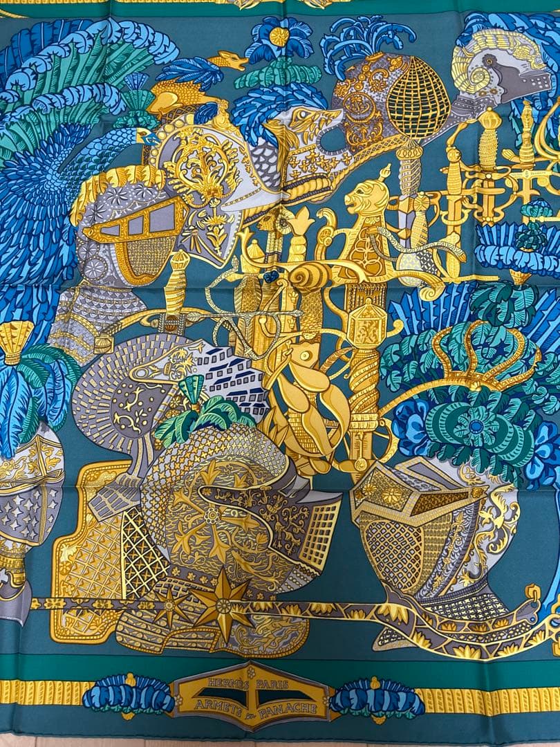 B*M様 HERMES カレ90 enPANACHE 羽飾りの兜(最終価格)