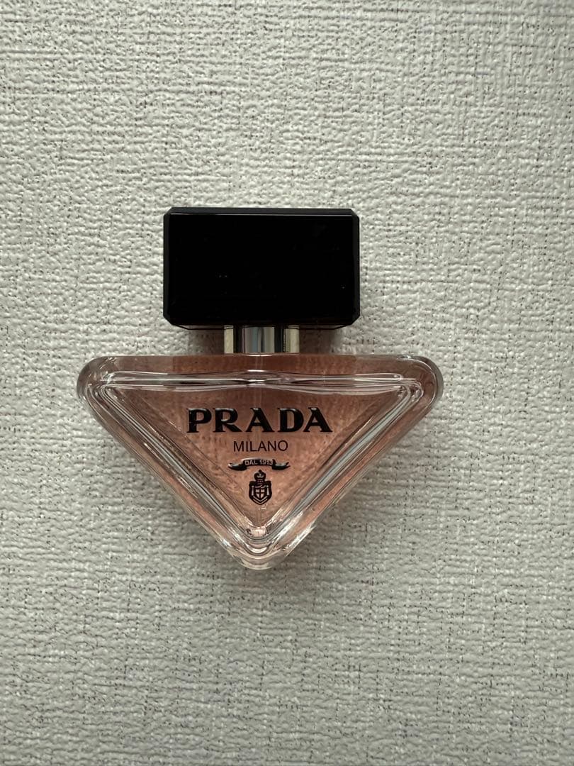 PRADA 香水　パラドックス　オーデパルファム　30ml