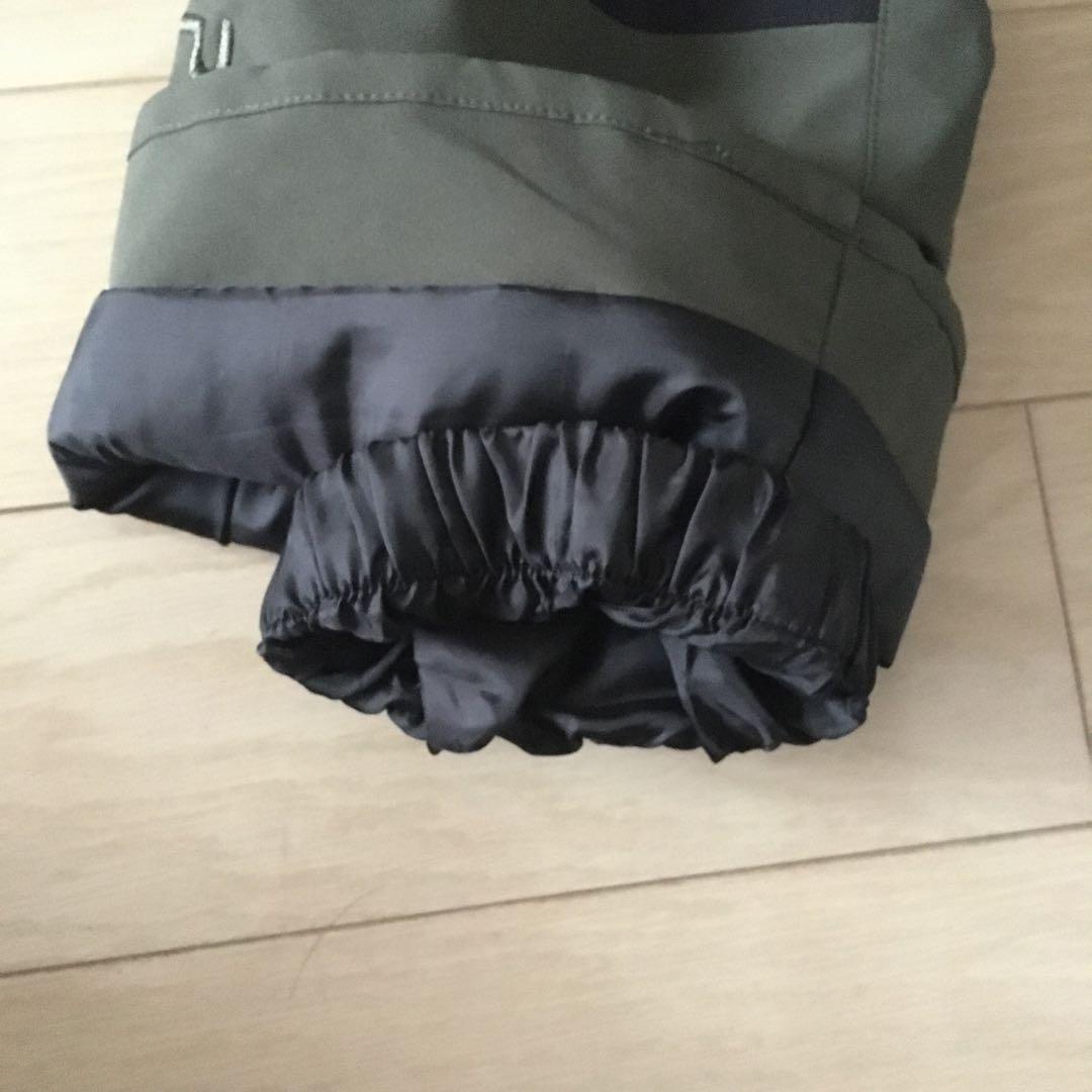 新品タグ付き未使用　phenix フェニックス　スキーウェア　110㎝　カーキ