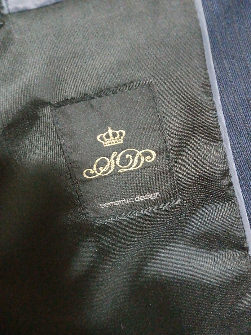 美品　3ピーススーツ　ネイビー