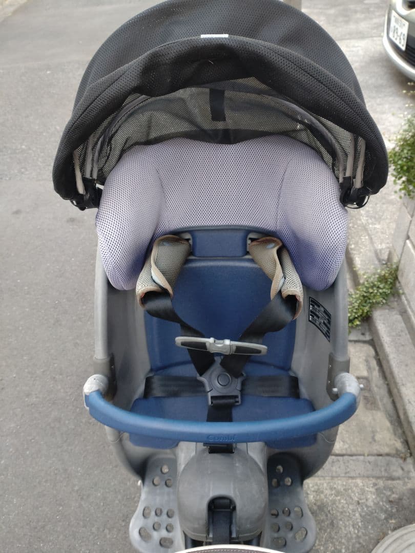 配送可★直接引渡可カスタム【ギュットアニーズ】電動アシスト自転車★充電器付３人乗