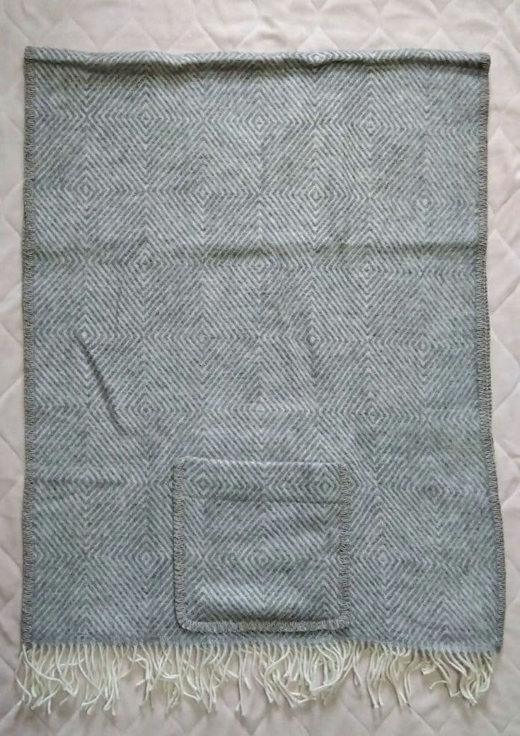 LAPUAN KANKURIT　ラプアンカンクリ／ ポケット付きストール　グレー