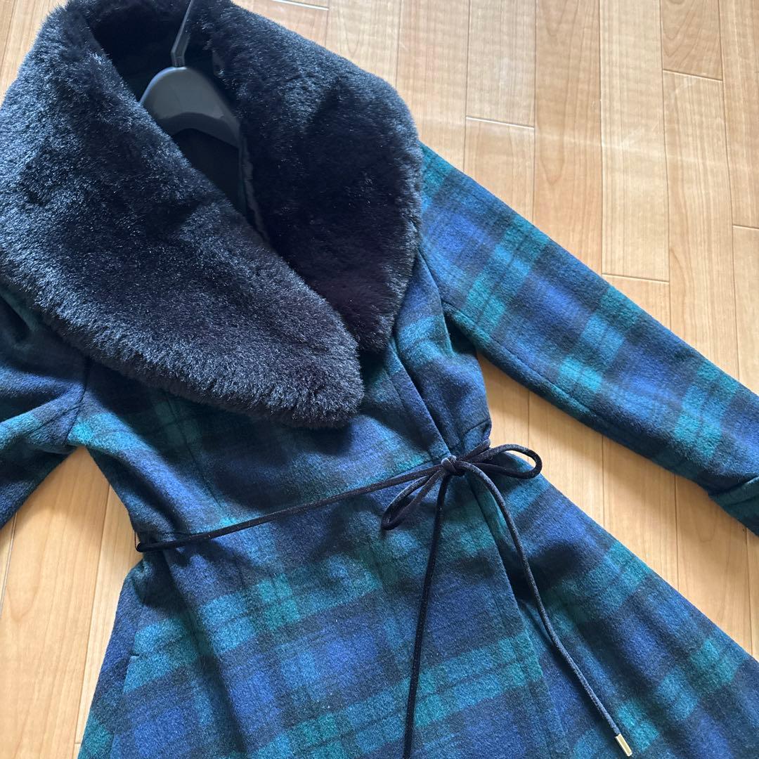 ジェンヌ　チェック柄ロングコート