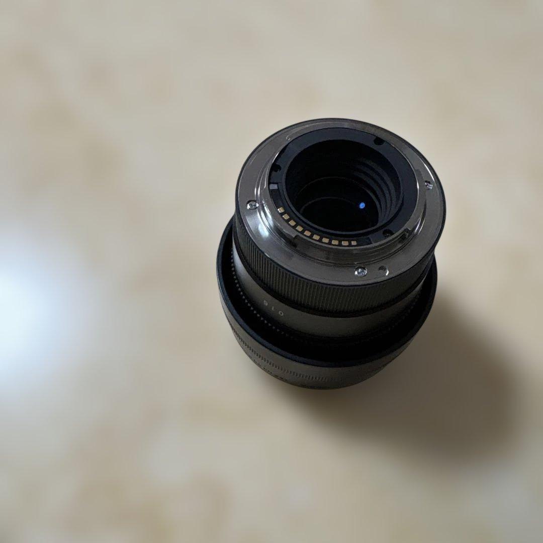 30mm f/1.4 単焦点レンズ