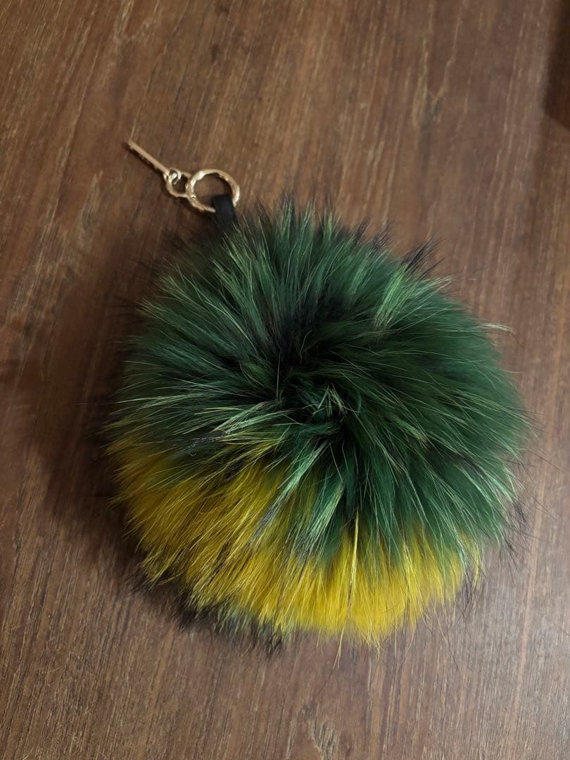 FENDI ファーチャーム　モンスター