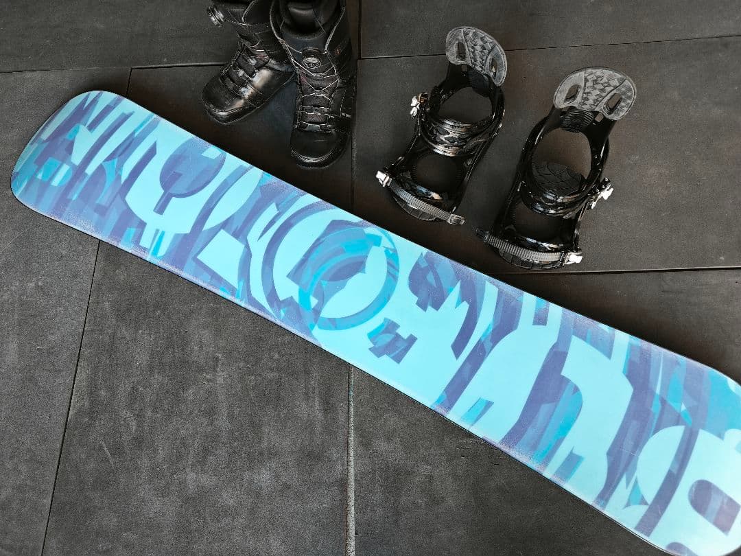 BURTON・SAᏞOMON・RIDE　スノーボード3点セット