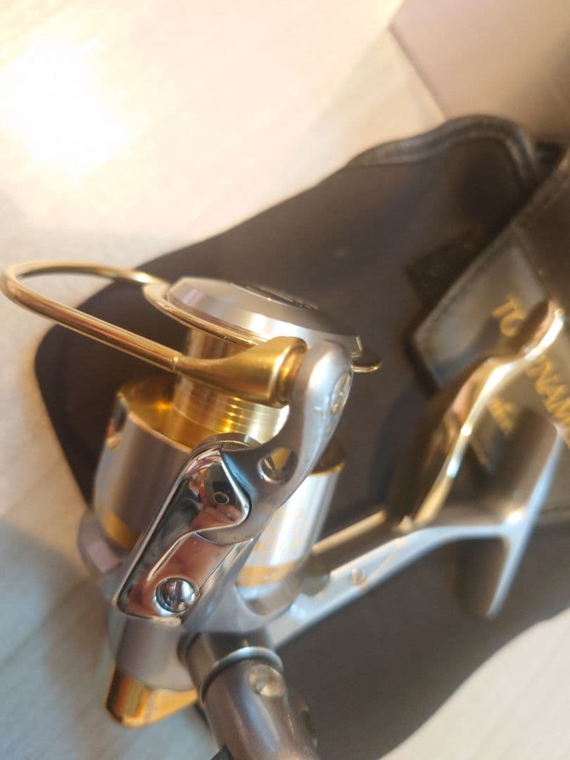 Daiwa TOURNAMENT-Z 3000LBA スピニングリール