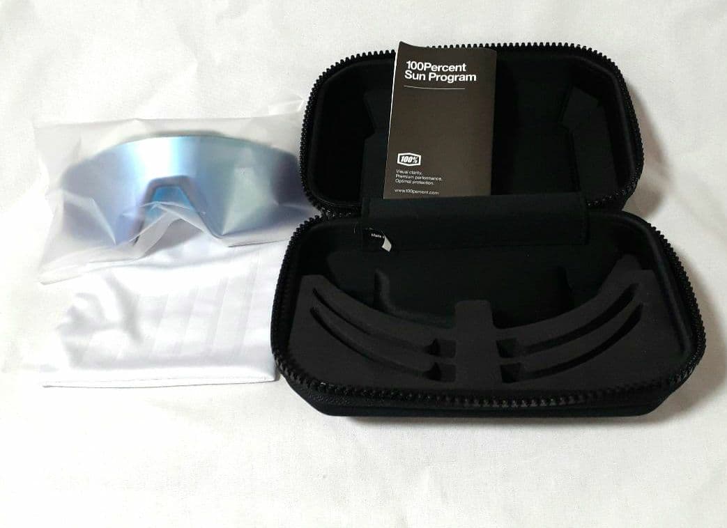 100% Aerocraft ホワイト ブルー ワンハンドレッド サングラス