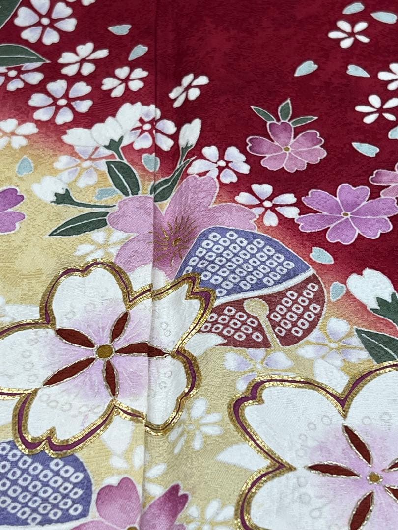 振り袖　フルセット　別誂長襦袢付　成人式　赤　桜　金彩加工　刺繍入り　686