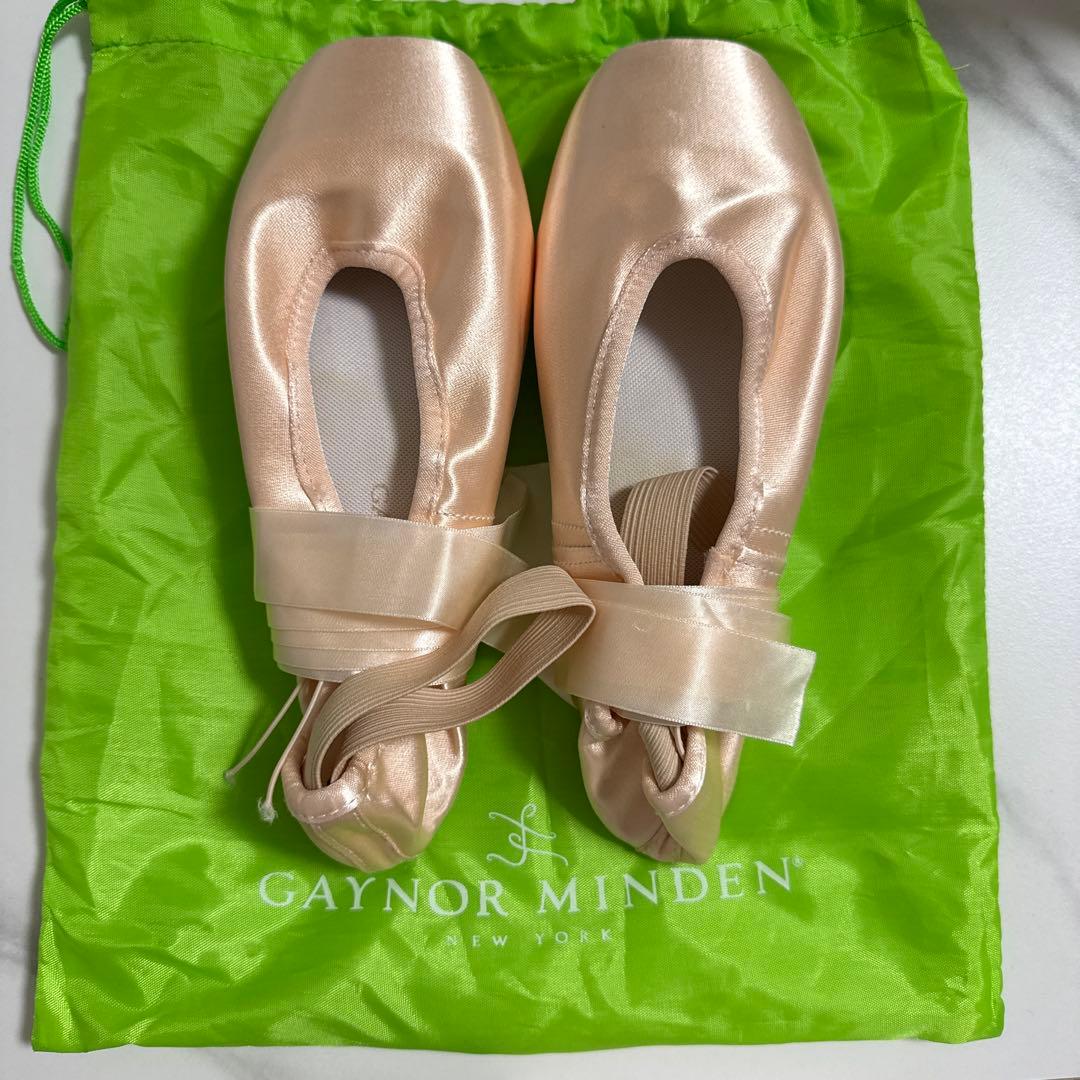 GAYNOR MINDEN トゥシューズ 25.5