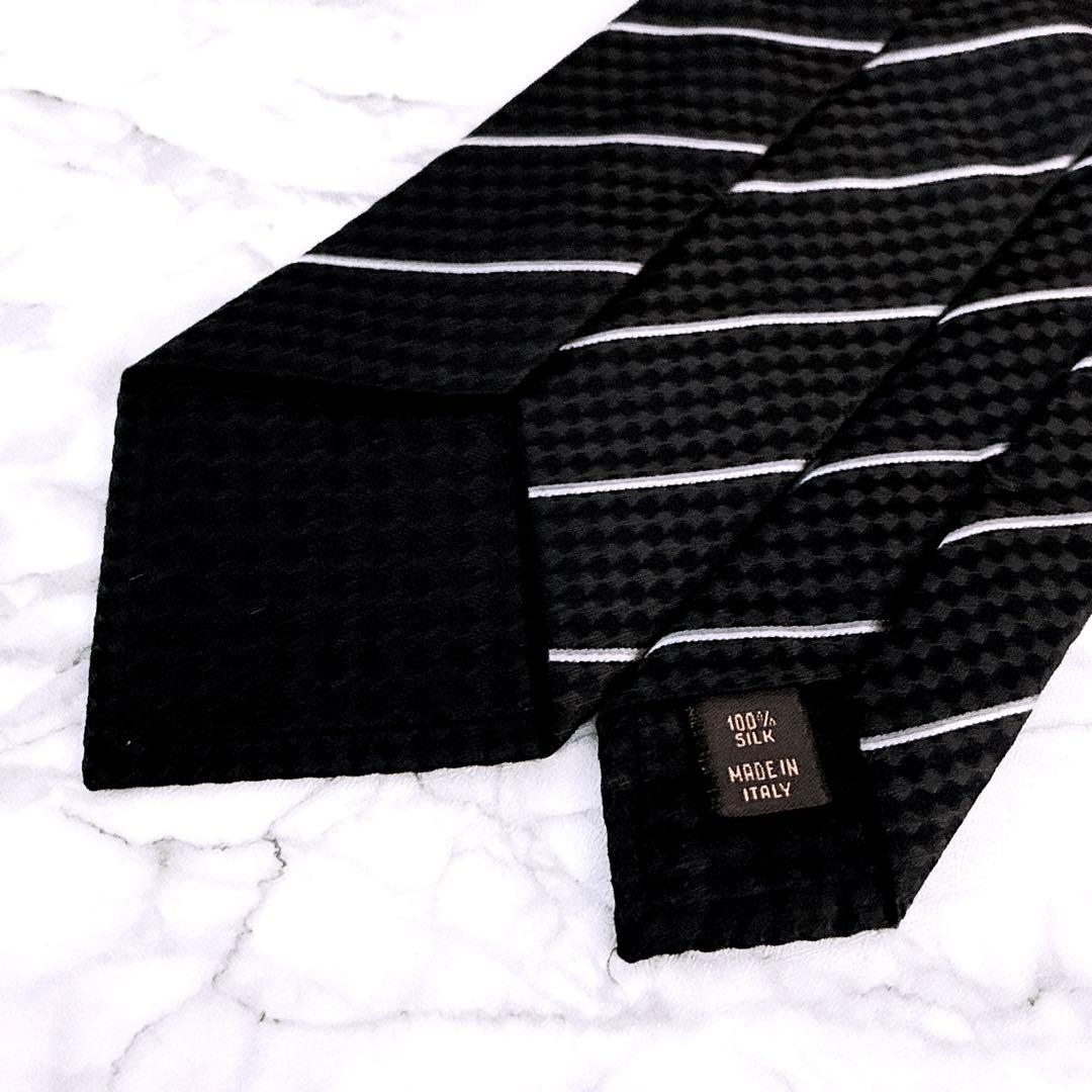 ✨未使用クラス✨ルイヴィトン　マイクロダミエ　ストライプ① LVロゴ　ネクタイ