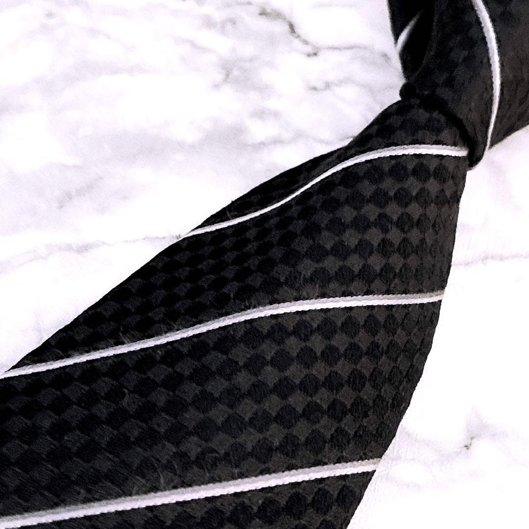 ✨未使用クラス✨ルイヴィトン　マイクロダミエ　ストライプ① LVロゴ　ネクタイ