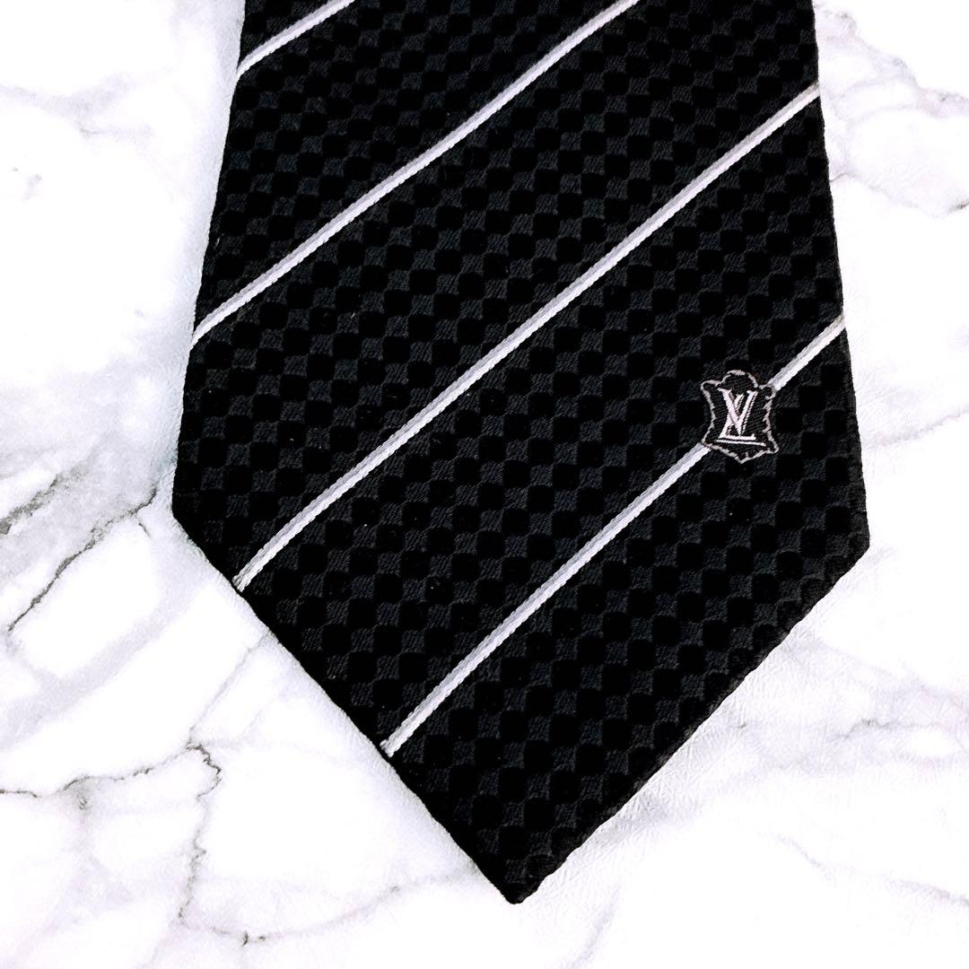 ✨未使用クラス✨ルイヴィトン　マイクロダミエ　ストライプ① LVロゴ　ネクタイ