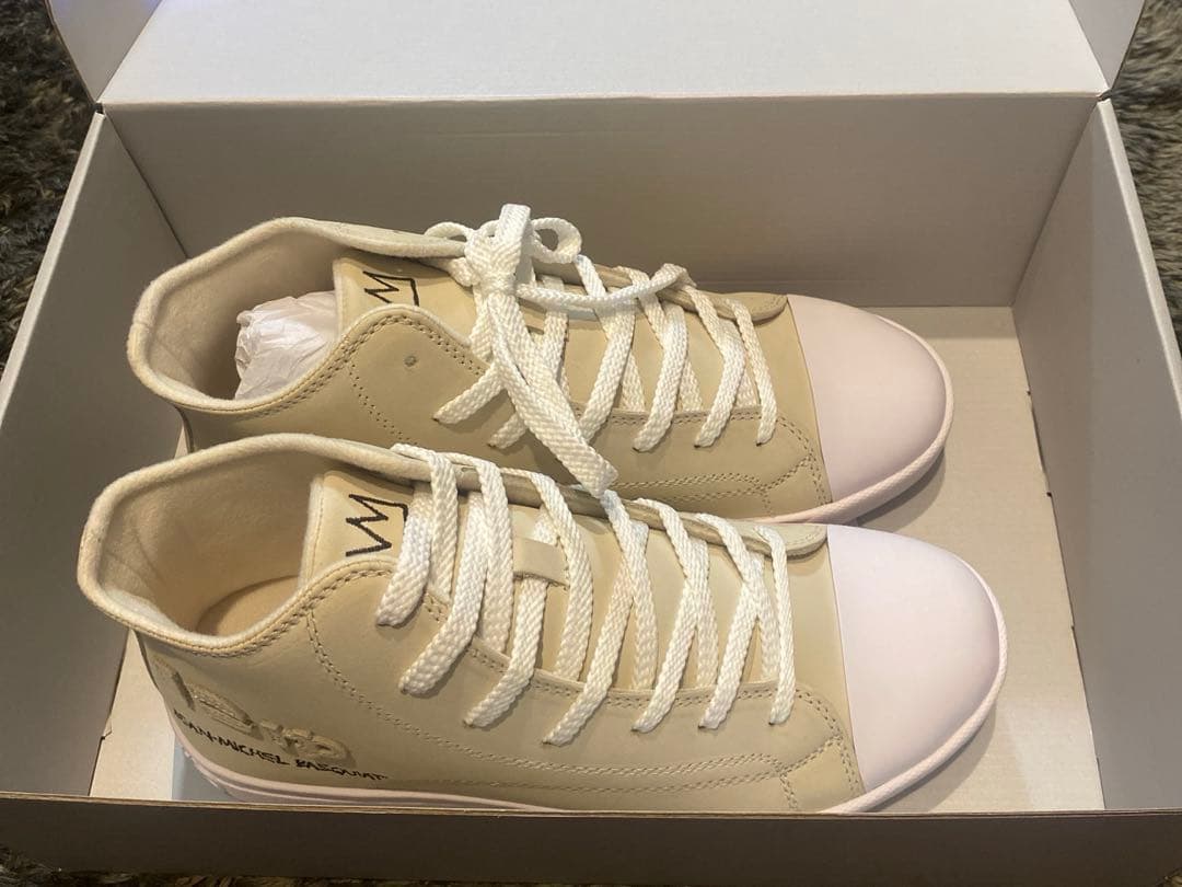 にゅ× BASQUIAT コラボ ハイカットスニーカー