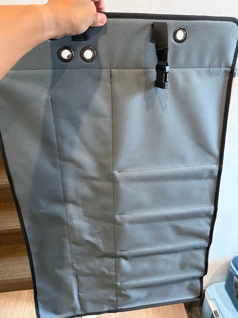 ハイエース　キャンピングカーにおすすめ！車載用マルチシューズラック