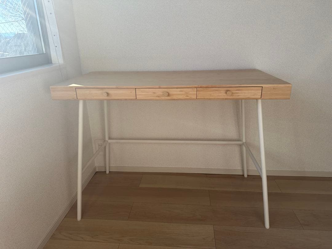 【送料込】イケア　リルオーセン　デスク