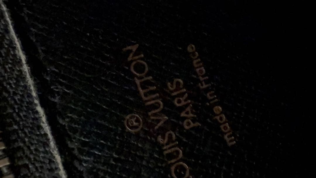 ルイヴィトン　LOUIS VUITTON エピ サンクルー　ショルダーバッグ