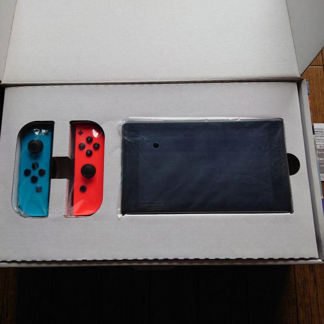 Nintendo Switch 本体 ネオンブルー・ネオンレッド